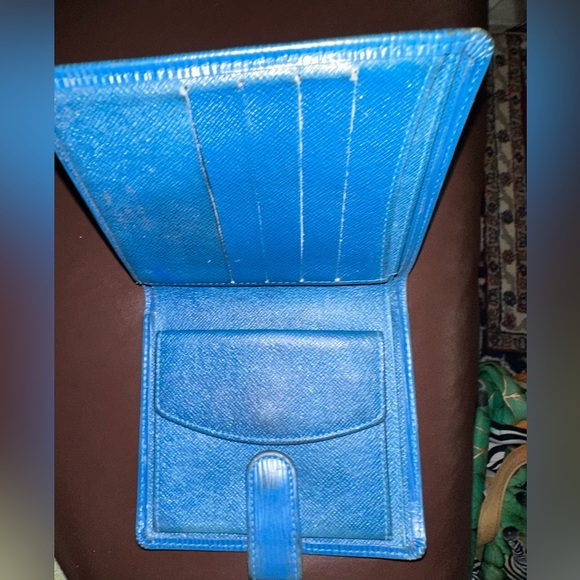Louis Vuitton Epi Authentic wallet Eclectic Blue GUC - Picture 12 of 15